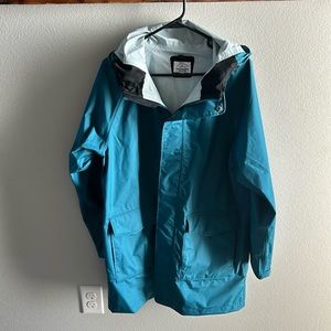 Women’s Passenger Raincoat